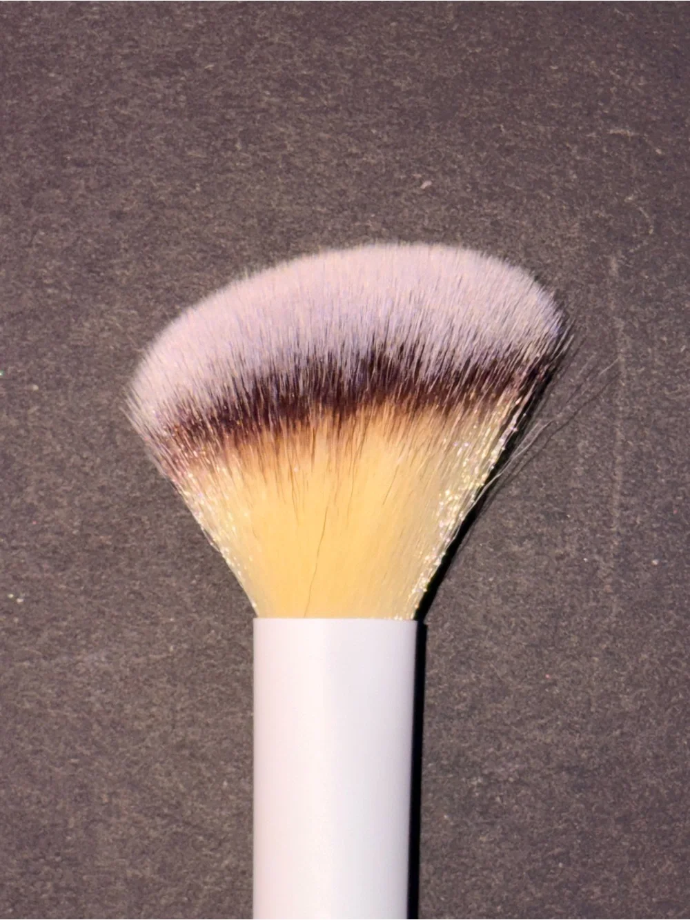 New it cosmetics White Powder/Blush Brush